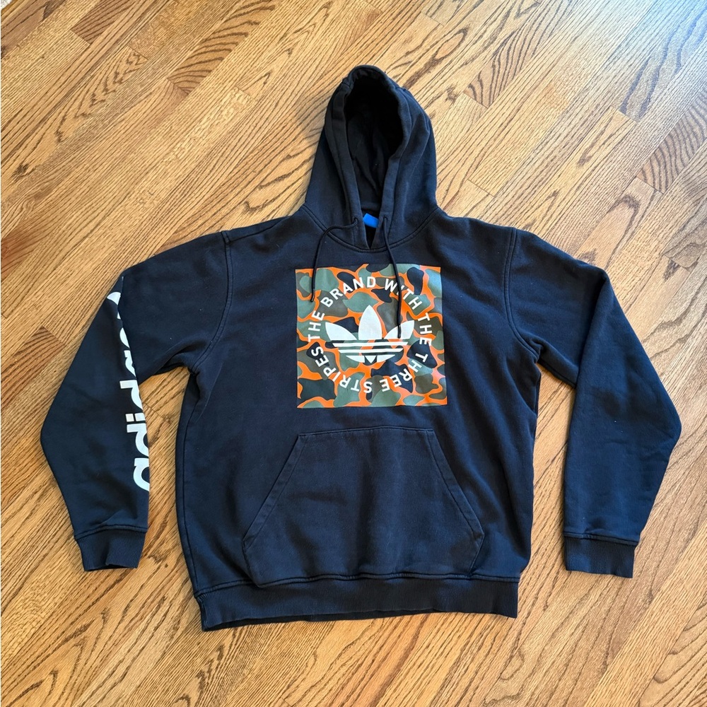 Adidas Men’s Large Black Pullover Hoodie with Camo Graphic